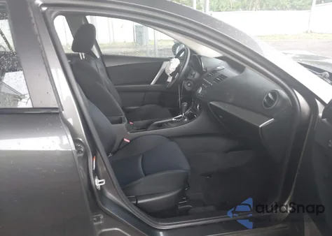 2005 Mazda Mazda6 I Sport from USA, damaged, VIN 1YVHP80CX55M43672